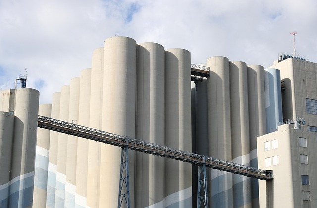 silo.jpg